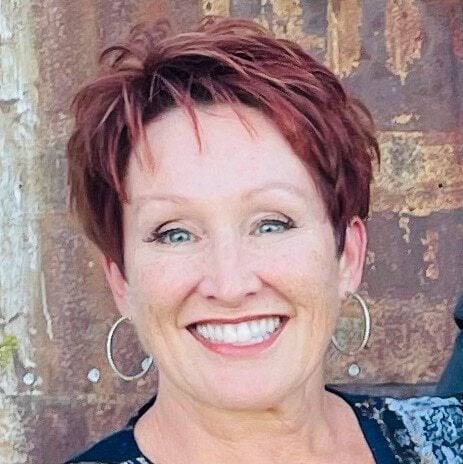 Conservative. Texan. Wife. Mother. Entrepreneur. Kickass Storyteller.