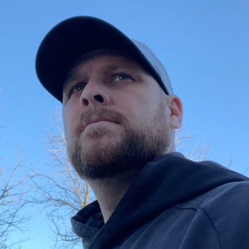 Husband
Father
Coach
Entrepreneur 
Lover of all things sports!