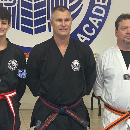 Father, Husband, follower of Jesus, martial arts teacher and student, history nerd, constitutionalist!