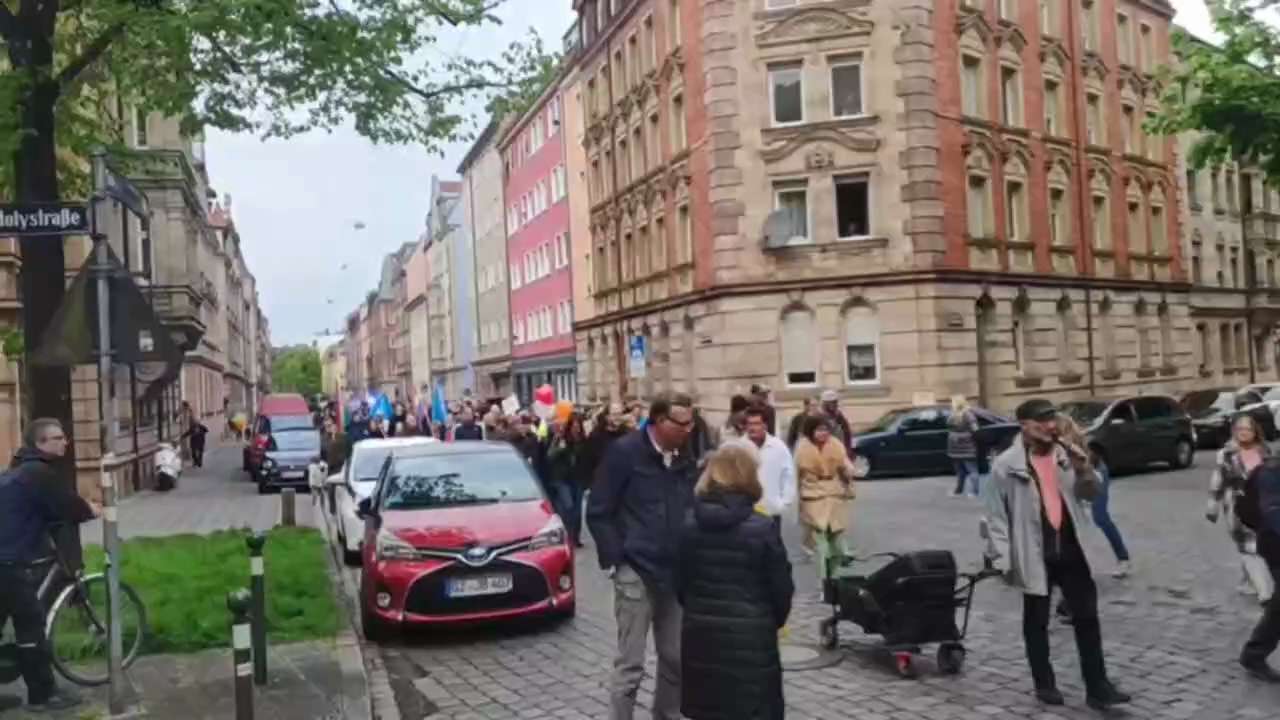 🇩🇪 25.04. Nürnberg läuft! 
🇨🇭 Folgt mir:
https://www.gettr.com/user/ignazbearth 
🇨🇭 Wertschätzung:
paypal.me/IgnazBearth
https://ignaz-bearth.de/