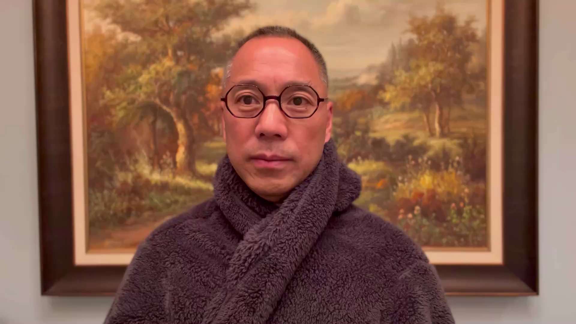 2022.11.19 尊敬的战友们好，七哥因为很多法律方面的紧急会议和事务，明天上午的直播，改到星期一晚上或周二的上午，衷心的向战友们万分万分的抱歉。

并且呼吁所有战友们任何事情任何行动都要咨询律师...