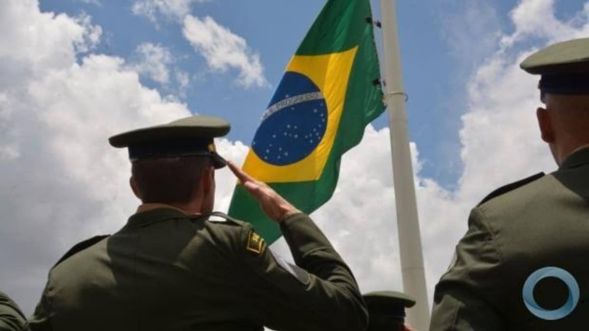 In a letter released last Saturday (26), a large number of high-ranking Veterans and Reserve Militar...