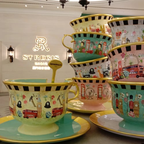 身为一个有人性的人，如果不灭共，那还不如一条咸鱼，咸鱼可以没有理想，但灭共是为了自己和子孙后代在将来可以追逐理想。