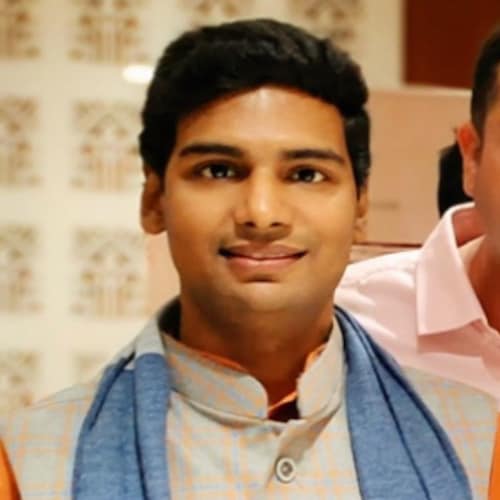 Indian🇮🇳Citizen-BJP Member-Social Activist-Interested in Politics.