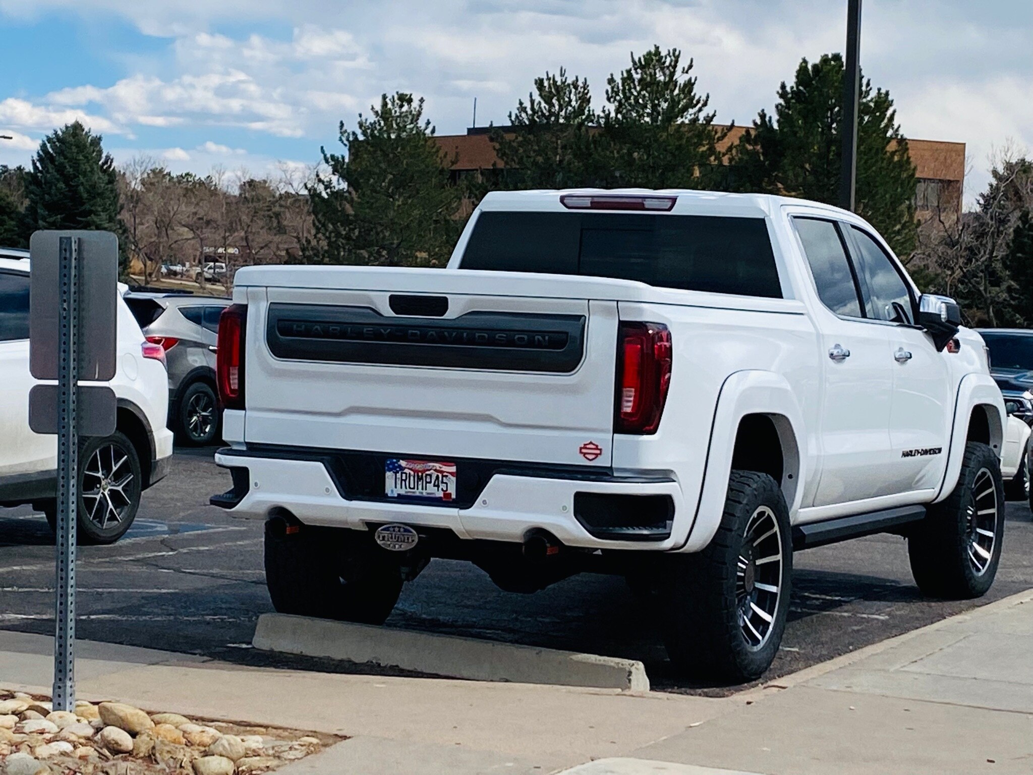 Leaving the movie theatre, The Journey🎶💕-Andrea Bocelli and Friends. Magnificent btw then saw this...