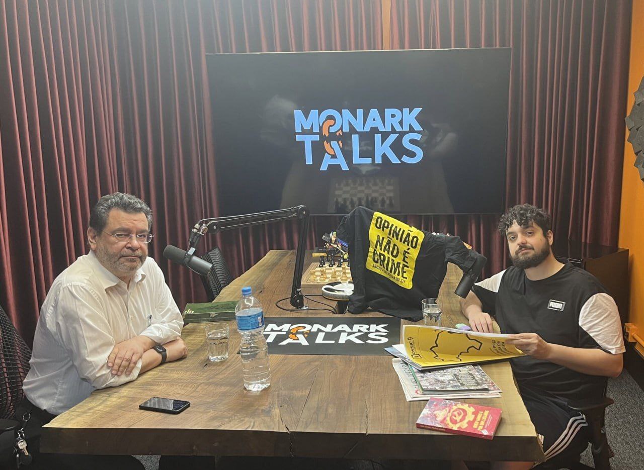 Notorious social network and podcast mogul @MonarkOficial has, once again, his social networks censo...