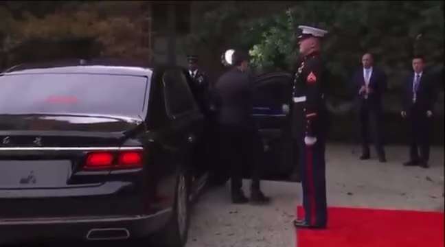 WATCH: Yesterday in California where APEC 2023 was taking place, Chinese Communist dictator Xi JinPi...