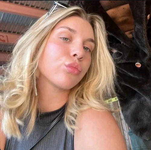 Visit victoria010's profile on GETTR. View their posts, photos, videos, and connect with them on the social platform.