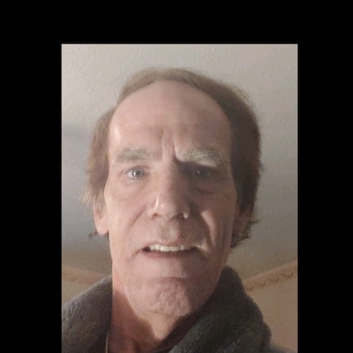 US Navy Electronics Technician Retired. Professional Photographer. Christian.