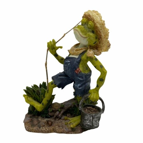 Proud to be one of the everyday Americans kicked off of Falsebook for no good damn reason.  Hello to my fellow Gettr Pat...