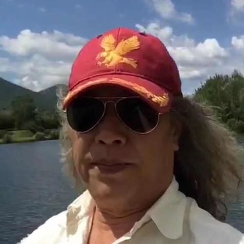 出生地天津板桥农场现佛罗伦萨宁死不屈