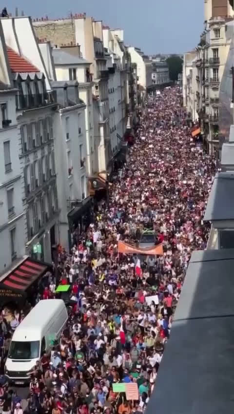 ⚡️🇫🇷 Frankreich gibt nicht auf! (17.07.2021)

In Paris und ganz Frankreich fanden heute wieder Mas...