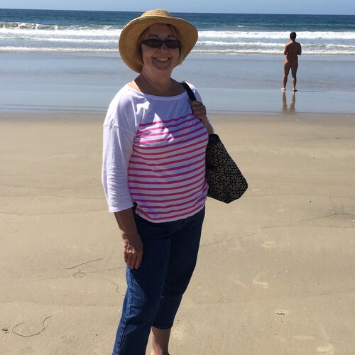 Visit MelanieDSahli's profile on GETTR. View their posts, photos, videos, and connect with them on the social platform.