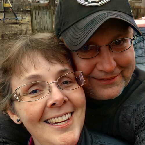 Native son of Big Stone Gap, VA. Right-wing guy with a big mouth. #Pureblood.  Refugee from Fakebook. #1A #2A. Married t...