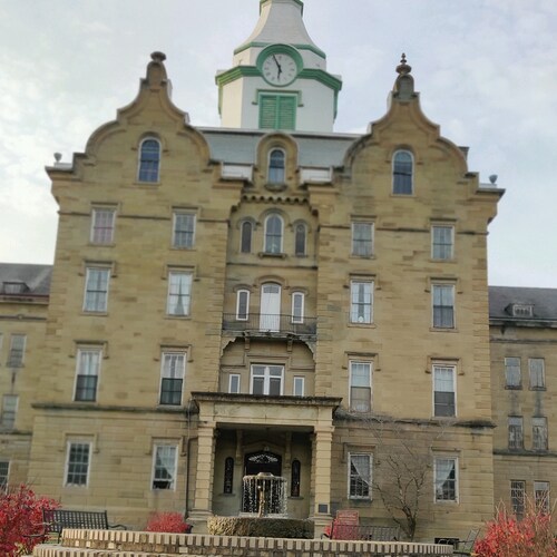 Joined to follow @LaraLogan. New to this social media platform. I will contribute what knowledge I can share with my fel...