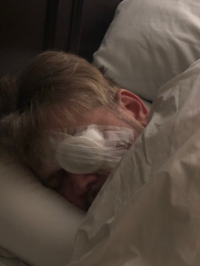 Military veteran with a wife and three kids struggling. Needed significant eye surgery. Now asking for help. gofund.me/43ba0a5b
Please share with your cont