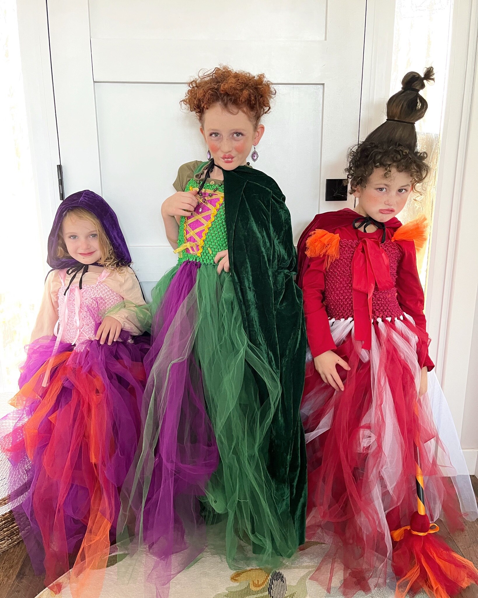 My 3 little witches!! The Sanderson ”sistaaas” 