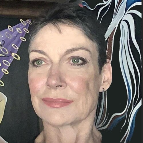 English Artist.🏴󠁧󠁢󠁥󠁮󠁧󠁿 🇬🇧. WOMAN. Much of my art has been blocked by IG & FB.
They label my nudes indecent.  y...