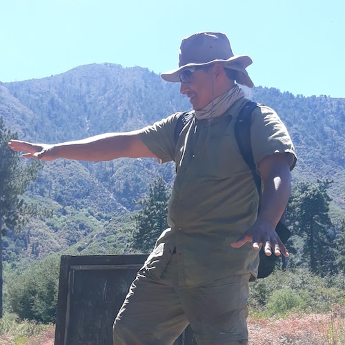 Love my God, wife and kids. Preacher of the Gospel. preacher at El Rescate I.E. #Rescue America, Bill of rights.#blackro...