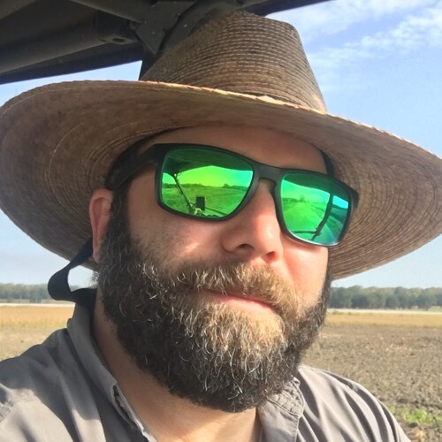 Commodity Trader and Risk Manager for a livin! Golf for fun!