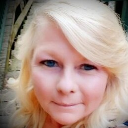 Air Force Vet, RN, Dachshund Rescue Volunteer, MimiPatty
Unvaxxed 🎶 coz baby I was born this way 🎶