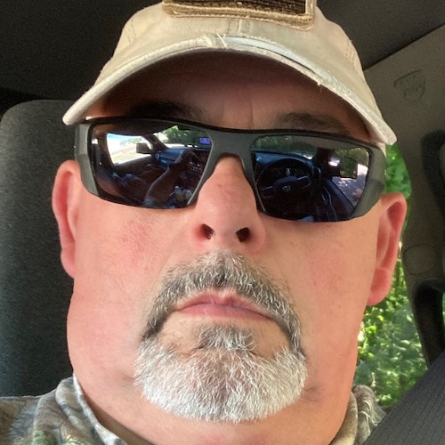 American Patriot.
 Army reserve vet 11B.
Love my President 45.
Constitutional carry,
Nationwide!
Fallows all Patriots.
#TrumpWon
#LetsGoBrandon