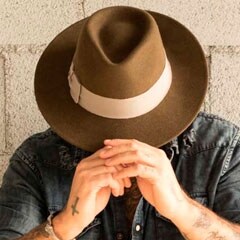 "Le patriotisme c'est aimer son pays, le nationalisme c'est détester celui des autres" Charles de Gaulle
🦅 N 🐝
☀️ Lo...