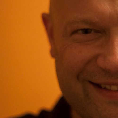 Dutch - Entrepeneur - Spiritual Business Trainer and coach | Photographer | The Great Awakening | Freedom of speech | Si...