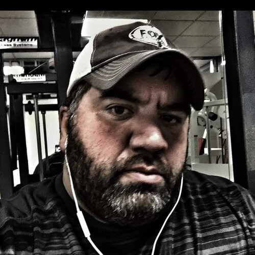 Former Marine and MAGA patriot. 2A practitioner.