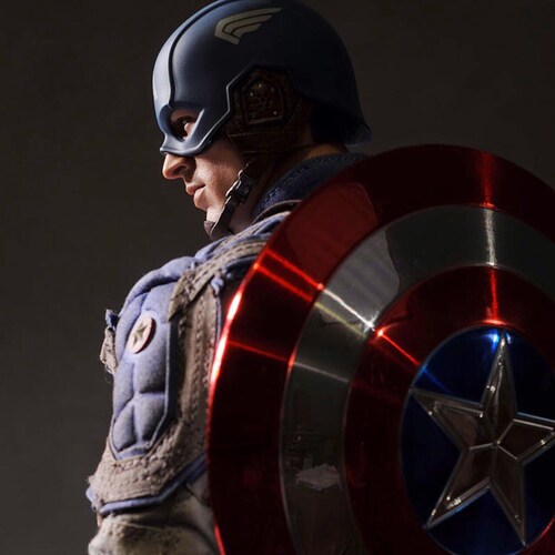 Violent Nomad that enjoys the Prequel Trilogy, MCU’s Captain America and The Expanse.