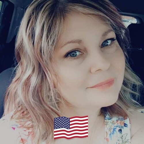 USAF veteran. Married mom of 5. 
GOD BLESS AMERICA