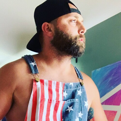 Here for my Freedom 
Husband, Father, Chicago sports fan, proud American