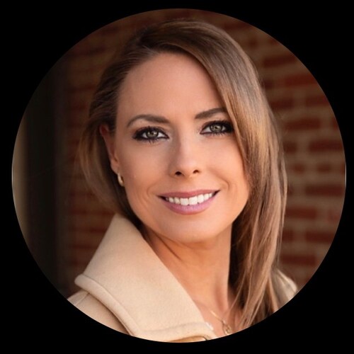 Mom/Cop/Realtor/41st Ward Republican Committeeman(Chicago)- I’ve proven that you can have it all.