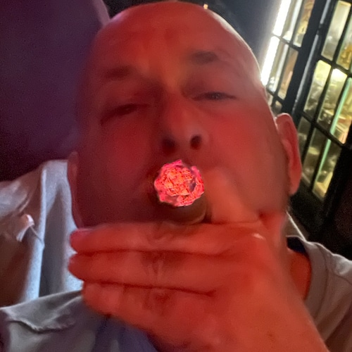 The 👑 is Back LONG LIVE THE BOB #DDDD #V4T 🇲🇽 🇵🇷 🇺🇸 🇺🇸 🇺🇸 #UNVAXEDNFREE #GOLF #DR2 #FJB #FBLM #FTLM