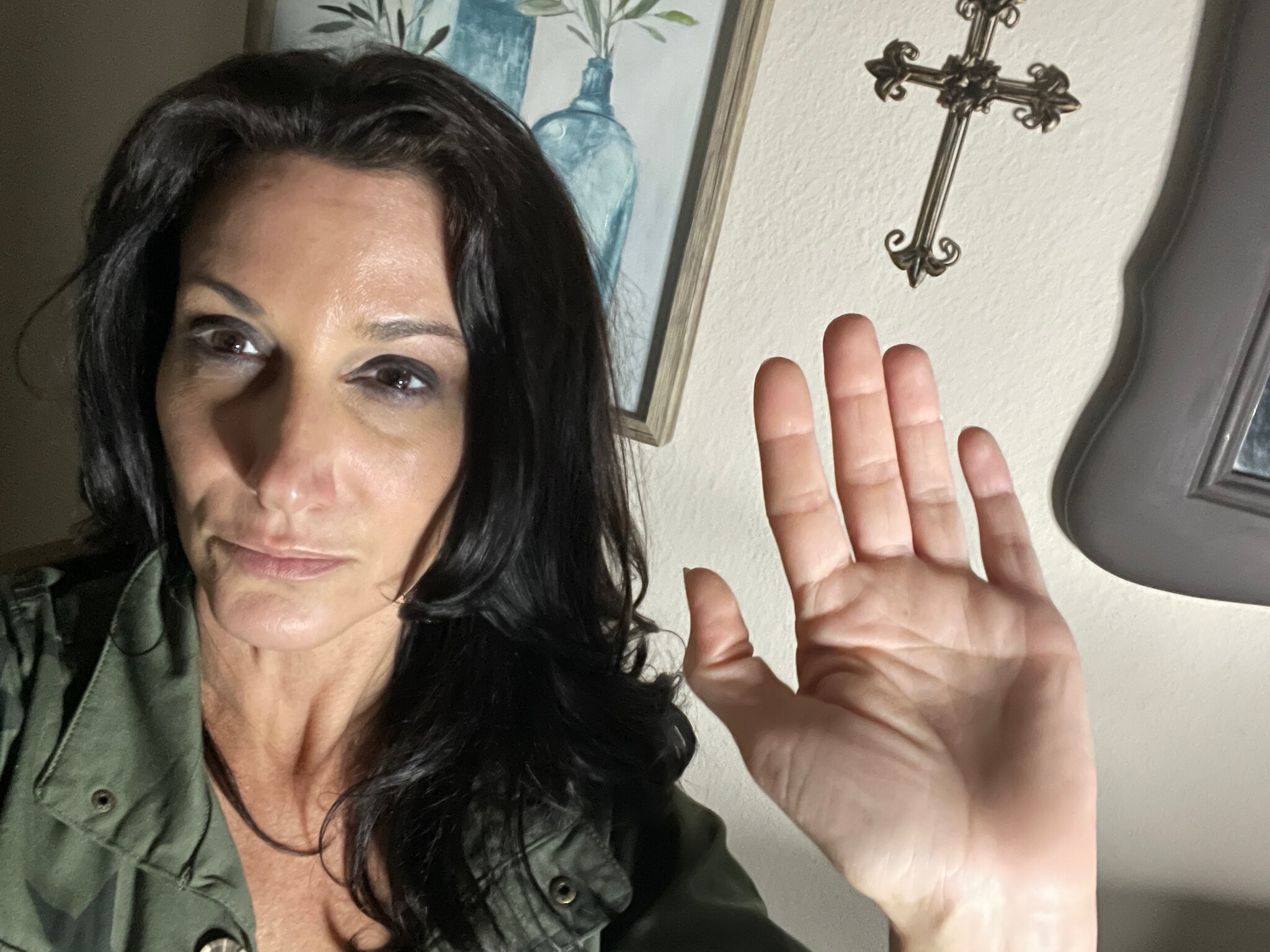 Don’t steal the ‘wave’ Elon. It’s a sign of my covenant with God, that I serve God and bear no weapo...