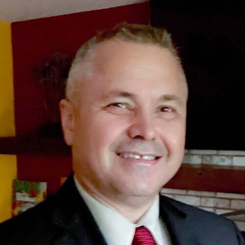 Computer Graphics Design expert in print, web UI/UX & video. Certified Adobe Software trainer.