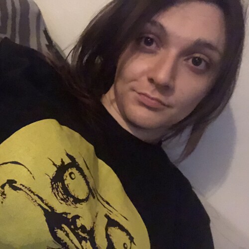 follow me on Twitter https://mobile.twitter.com/QuantumGiGi/photo