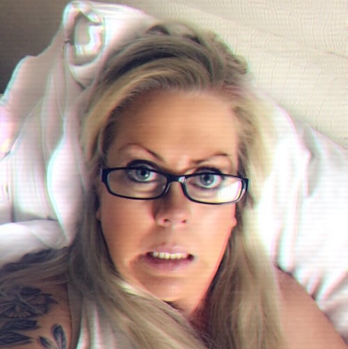 👑
