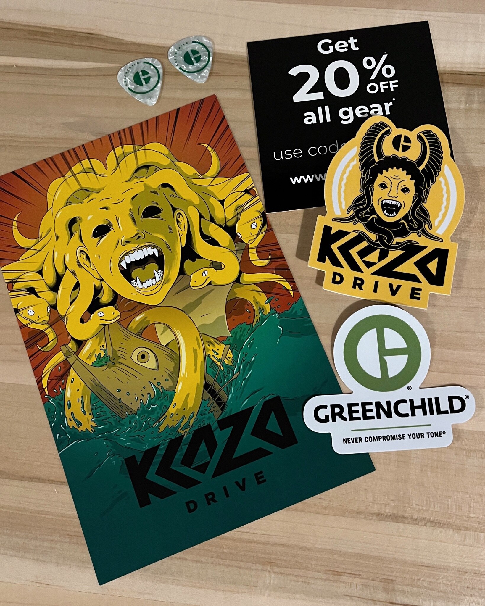 Snag your FREE merch kit and find out how we can help upgrade your tone! 

👉👉👉 https://greenchildusa.com/klazo-drive-merch-kit/

#guitarplayer #stompbox #guitarfx #guitarist 