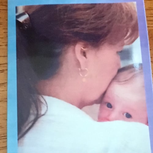 Visit Amberglows's profile on GETTR. View their posts, photos, videos, and connect with them on the social platform.