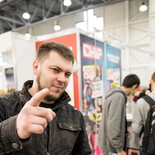 Добро пожаловать я Озон обзорщик-блогер, стример. Делаю обзоры, блоги, стримы, спасибо что смотрите! Респект фанам!