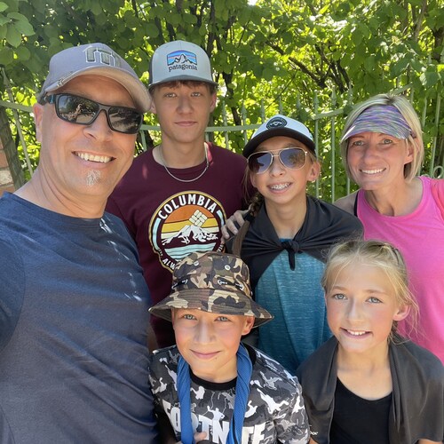 Husband, Dad, and Follower of Jesus... plus I get to Pastor an awesome church on the side! Throw in some golf... could it be any better?!
