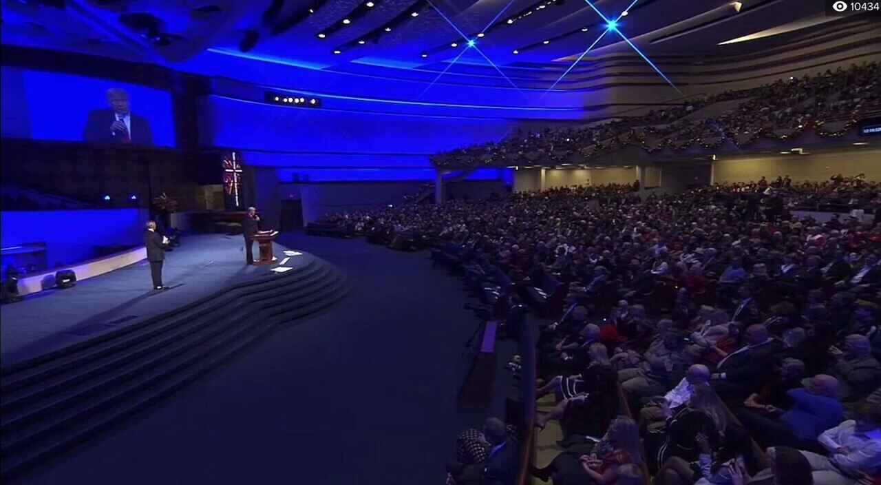 @naddez 3X mentioned "JESUS CHRIST" in a matter of 1 minute !!! 