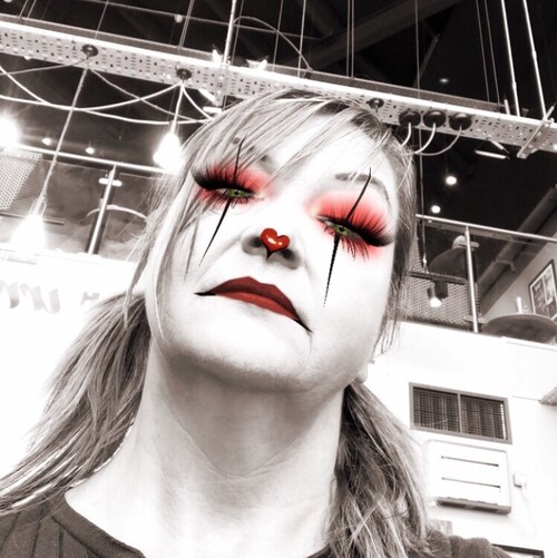 #united together#I see shades  💪🙌🏼✌️📢🎤🌍🌏🌎🕊politically homeless