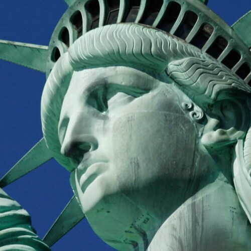 Proud Patriot and mother of two beautiful daughters. Unabashed and unapologetic Trump supporter.  #MAGA always.