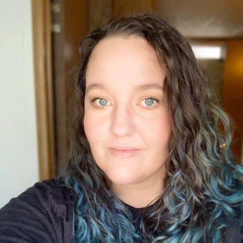 I love Jesus and the good ole USA.