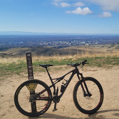 ✝️ Free markets & small government are the best path to prosperity. Married father of 3.   #ProLife #1A #2A #MAGA. Posti...