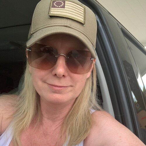 Ex news photojournalist.  American 🇺🇸 Beast.   Female since birth.  Proud SF wife. God’s been good and I’m thankful!  ...