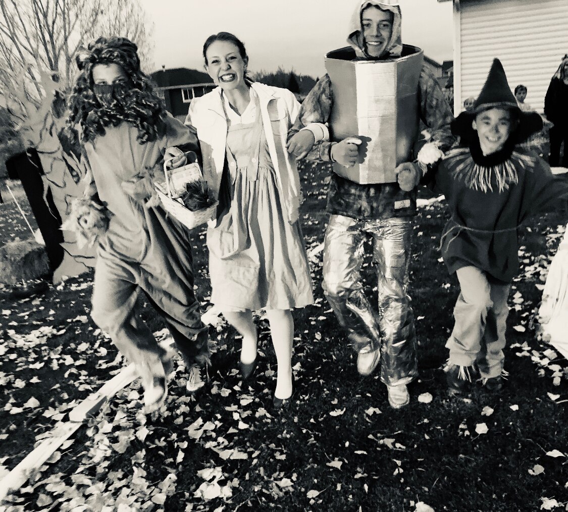 Threw a Wizard of Oz theme party…my boy played Scarecrow…political theme for the adults, someplace special for the kids! 🎃