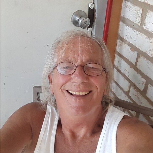 I am not a liberal,kinda middle of the road conservative ,I don't put up with B/S and lies ,dislike stupid !! I like President Trump and FJB